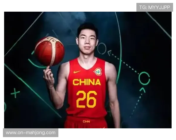 朱俊龙广厦队篮板拼抢积极，成防守支柱