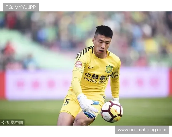 郭全博三扑国安单刀,梅州门将屡救险难挽败局 郭全博三扑国安单刀,梅州门将屡救险难挽败局